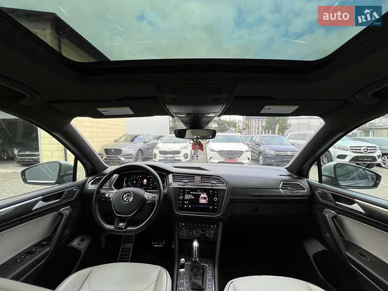Внедорожник / Кроссовер Volkswagen Tiguan 2019 в Ивано-Франковске