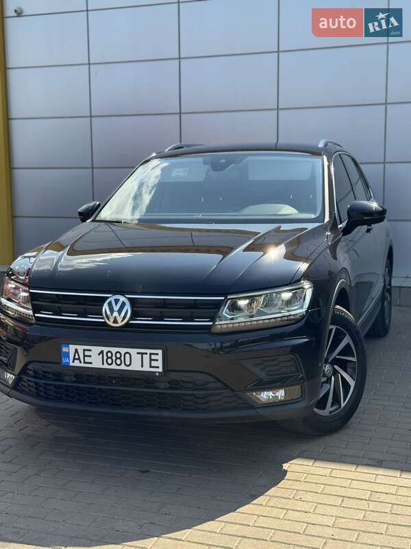 Внедорожник / Кроссовер Volkswagen Tiguan 2018 в Днепре