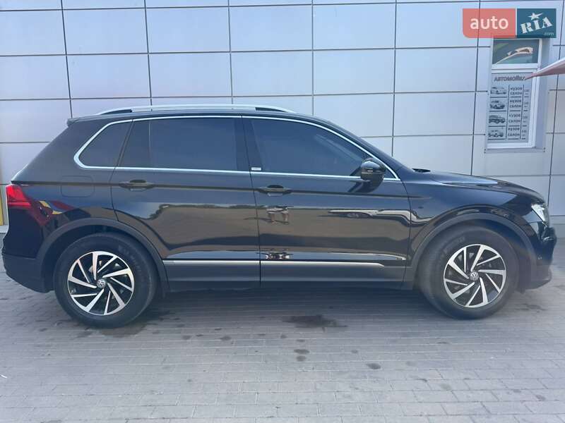 Внедорожник / Кроссовер Volkswagen Tiguan 2018 в Днепре