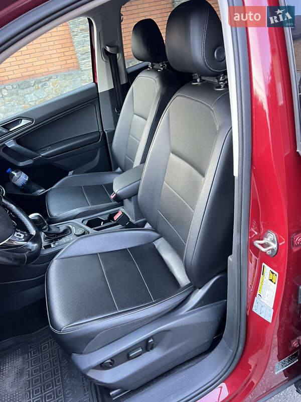 Позашляховик / Кросовер Volkswagen Tiguan 2017 в Києві