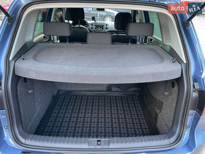 Внедорожник / Кроссовер Volkswagen Tiguan 2012 в Киеве