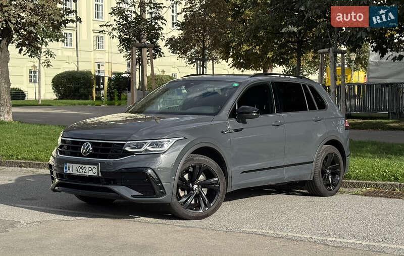 Внедорожник / Кроссовер Volkswagen Tiguan 2023 в Киеве