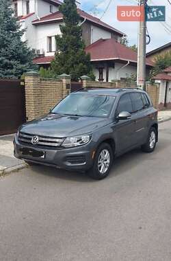 Внедорожник / Кроссовер Volkswagen Tiguan 2016 в Киеве