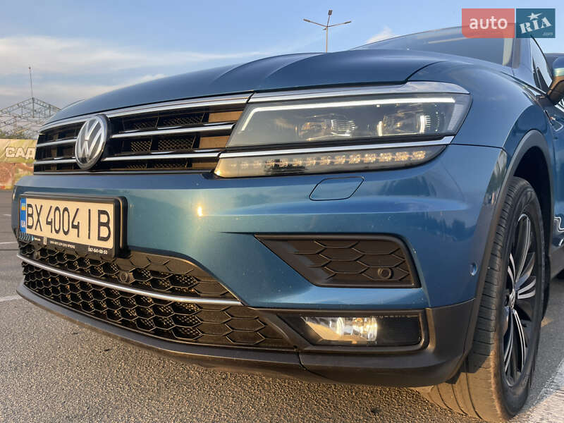 Внедорожник / Кроссовер Volkswagen Tiguan 2017 в Луцке