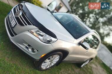 Внедорожник / Кроссовер Volkswagen Tiguan 2011 в Снятине