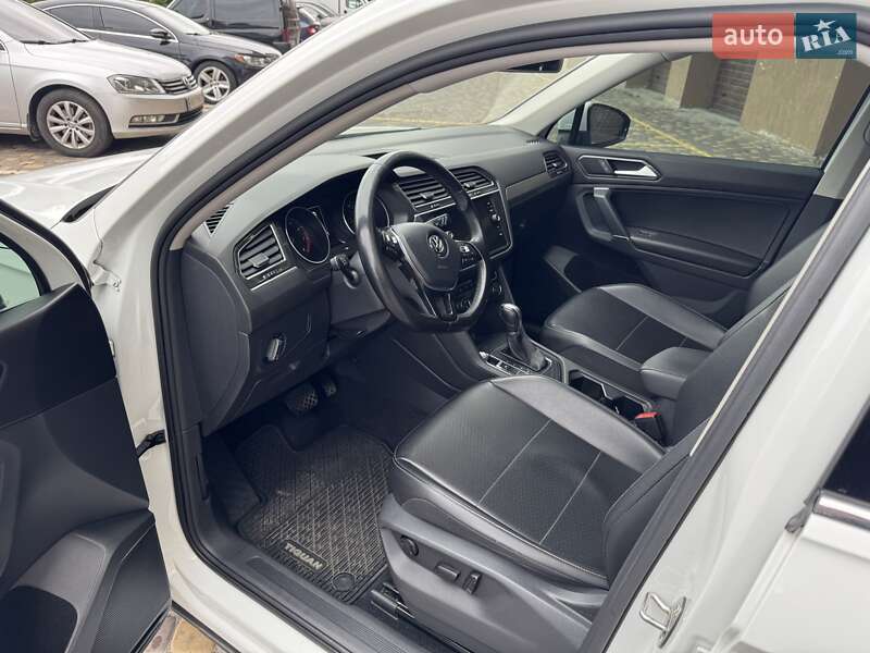Внедорожник / Кроссовер Volkswagen Tiguan 2017 в Виннице фото 15 Внедорожник / Кроссовер Volkswagen Tiguan 2017 в Виннице