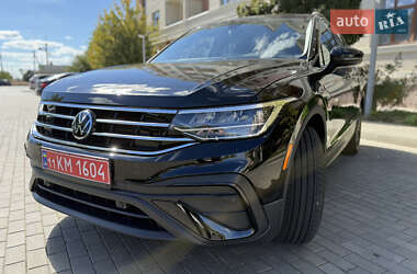 Внедорожник / Кроссовер Volkswagen Tiguan 2023 в Одессе