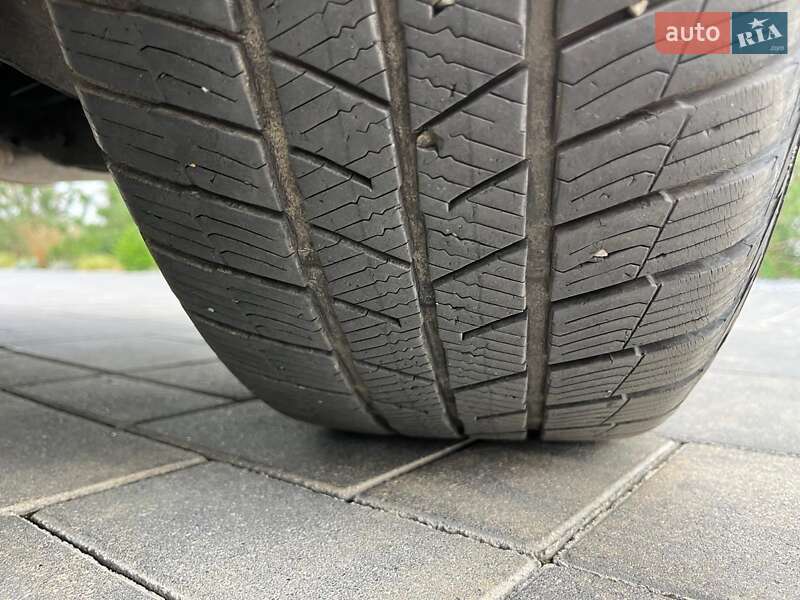 Позашляховик / Кросовер Volkswagen Tiguan 2016 в Луцьку