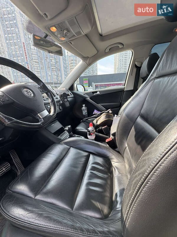 Внедорожник / Кроссовер Volkswagen Tiguan 2007 в Киеве