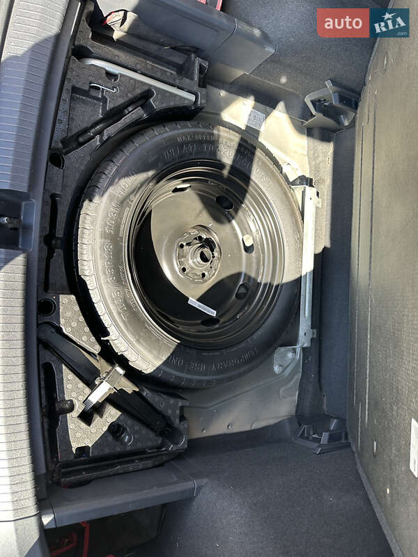 Внедорожник / Кроссовер Volkswagen Tiguan 2019 в Тернополе фото 19 Внедорожник / Кроссовер Volkswagen Tiguan 2019 в Тернополе