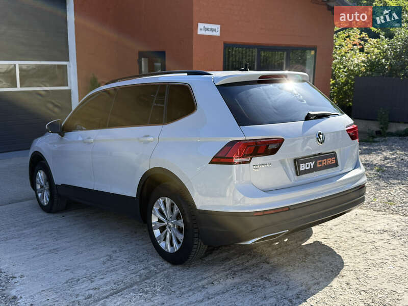 Внедорожник / Кроссовер Volkswagen Tiguan 2018 в Ивано-Франковске
