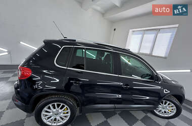 Внедорожник / Кроссовер Volkswagen Tiguan 2011 в 