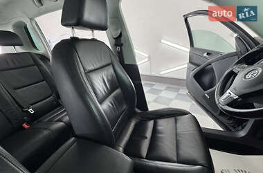 Внедорожник / Кроссовер Volkswagen Tiguan 2011 в 