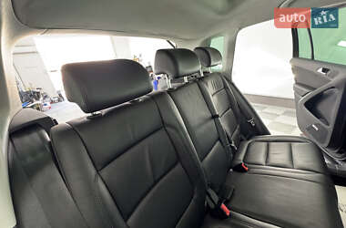 Внедорожник / Кроссовер Volkswagen Tiguan 2011 в 