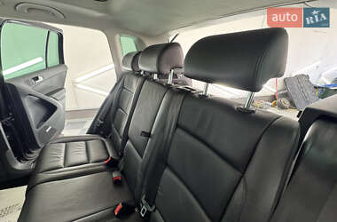 Внедорожник / Кроссовер Volkswagen Tiguan 2011 в 