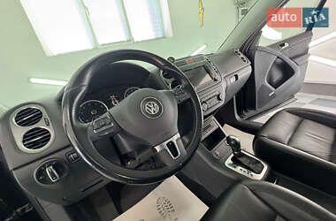 Внедорожник / Кроссовер Volkswagen Tiguan 2011 в 