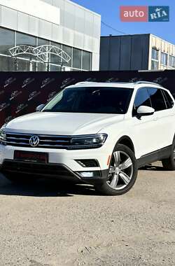 Позашляховик / Кросовер Volkswagen Tiguan 2018 в Сумах