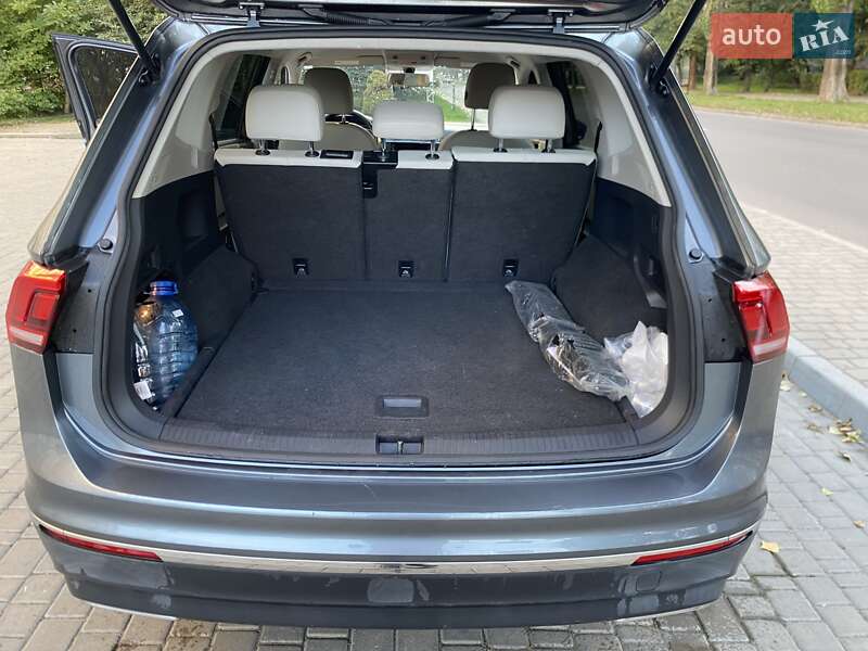 Внедорожник / Кроссовер Volkswagen Tiguan 2018 в Луцке