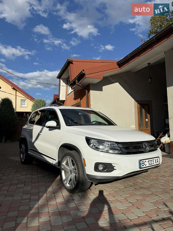 Внедорожник / Кроссовер Volkswagen Tiguan 2015 в Стрые