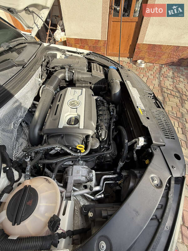 Внедорожник / Кроссовер Volkswagen Tiguan 2015 в Стрые