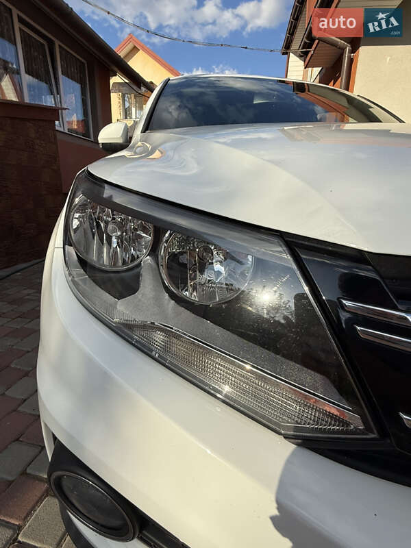 Внедорожник / Кроссовер Volkswagen Tiguan 2015 в Стрые