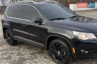 Внедорожник / Кроссовер Volkswagen Tiguan 2010 в Ивано-Франковске