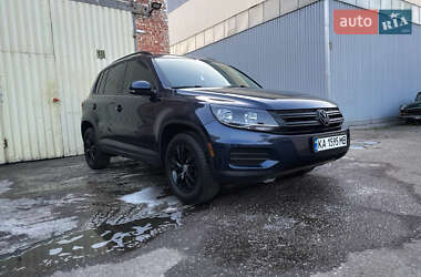 Внедорожник / Кроссовер Volkswagen Tiguan 2015 в Киеве