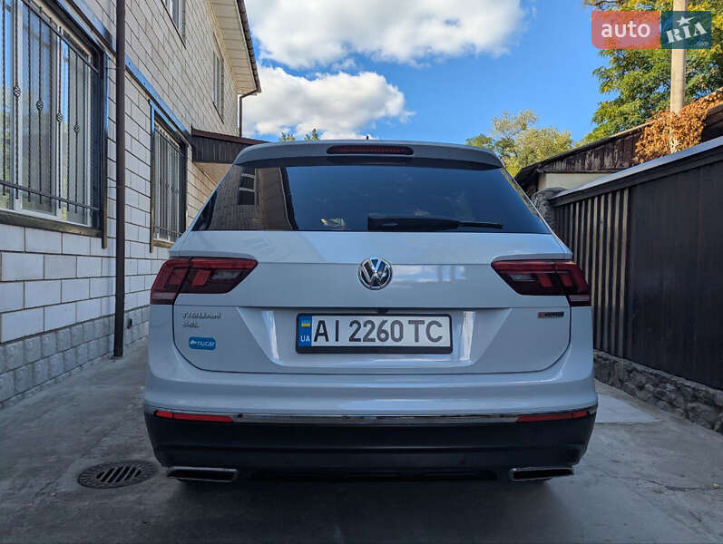 Внедорожник / Кроссовер Volkswagen Tiguan 2018 в Киеве фото 20 Внедорожник / Кроссовер Volkswagen Tiguan 2018 в Киеве