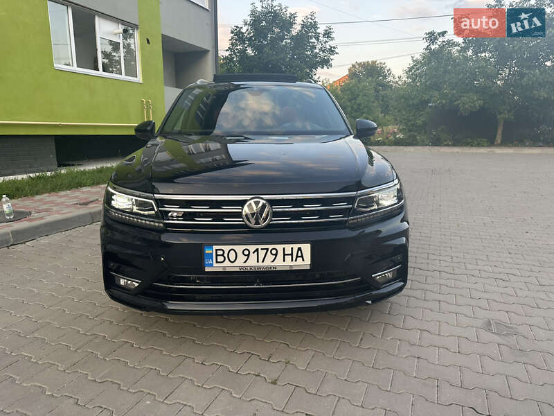 Внедорожник / Кроссовер Volkswagen Tiguan 2018 в Тернополе