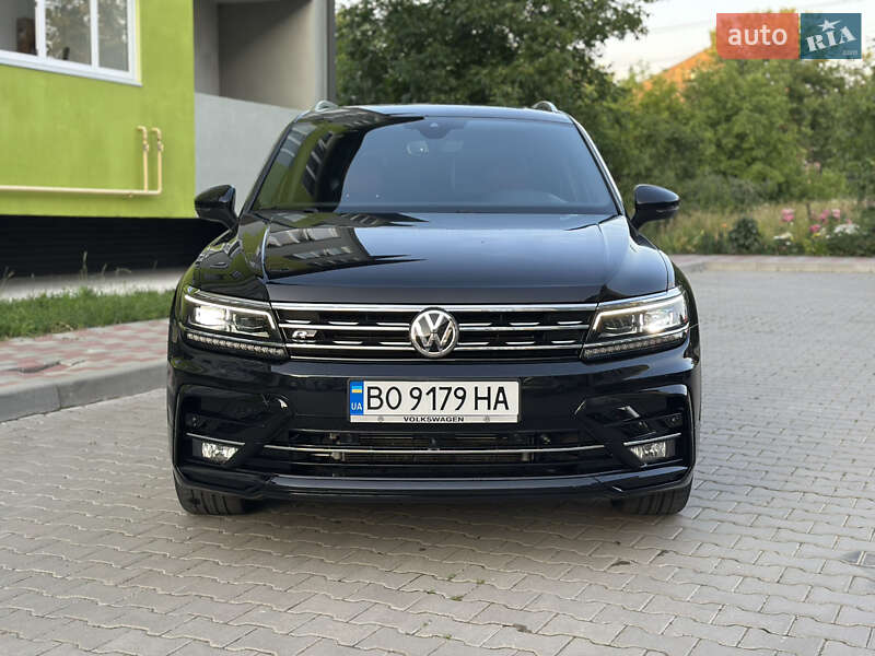 Внедорожник / Кроссовер Volkswagen Tiguan 2018 в Тернополе