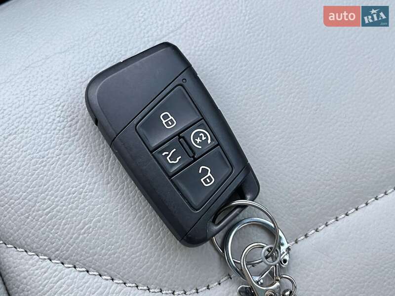 Позашляховик / Кросовер Volkswagen Tiguan 2020 в Києві