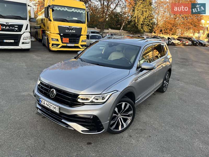 Позашляховик / Кросовер Volkswagen Tiguan 2020 в Києві
