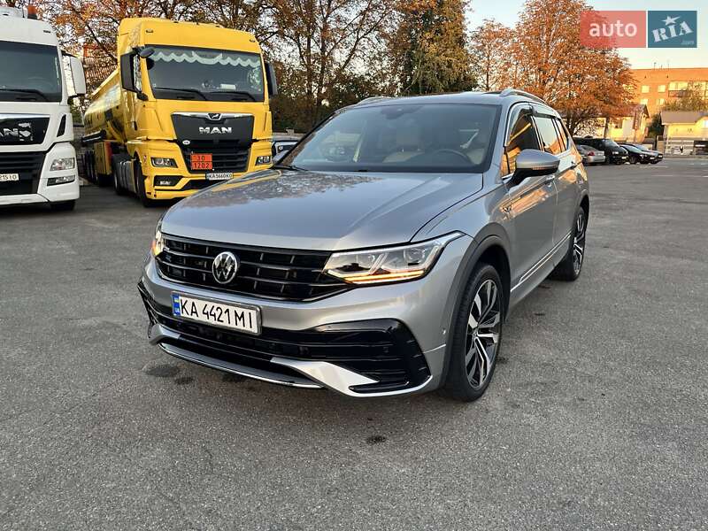 Позашляховик / Кросовер Volkswagen Tiguan 2020 в Києві