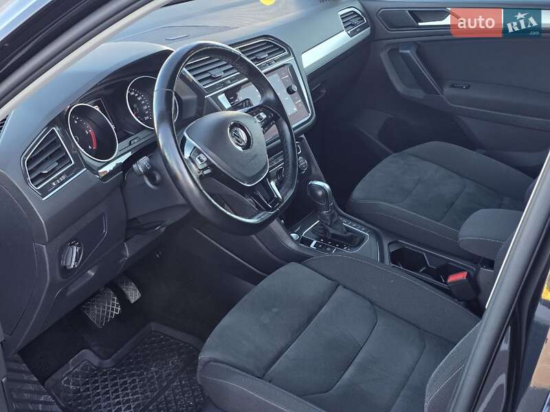 Внедорожник / Кроссовер Volkswagen Tiguan 2018 в Тернополе фото 26 Внедорожник / Кроссовер Volkswagen Tiguan 2018 в Тернополе