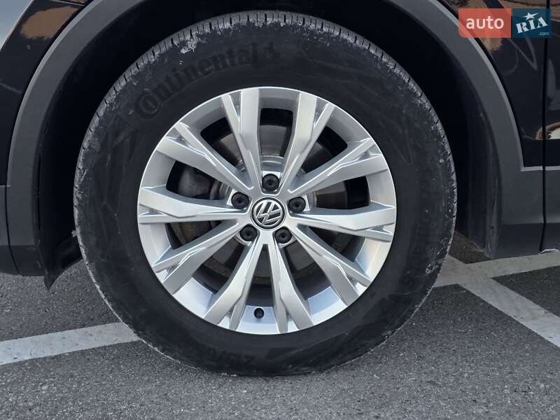 Внедорожник / Кроссовер Volkswagen Tiguan 2018 в Тернополе фото 31 Внедорожник / Кроссовер Volkswagen Tiguan 2018 в Тернополе