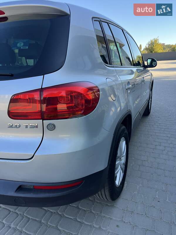 Внедорожник / Кроссовер Volkswagen Tiguan 2012 в Киеве