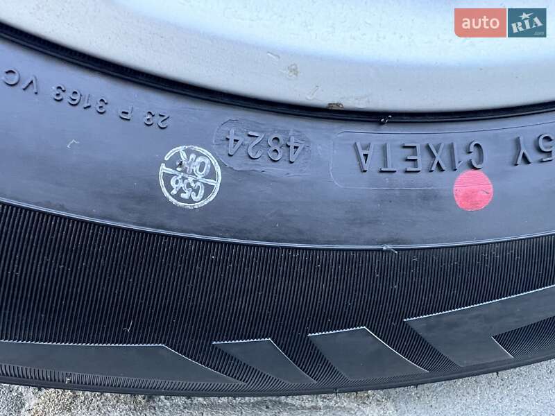 Внедорожник / Кроссовер Volkswagen Tiguan 2012 в Киеве