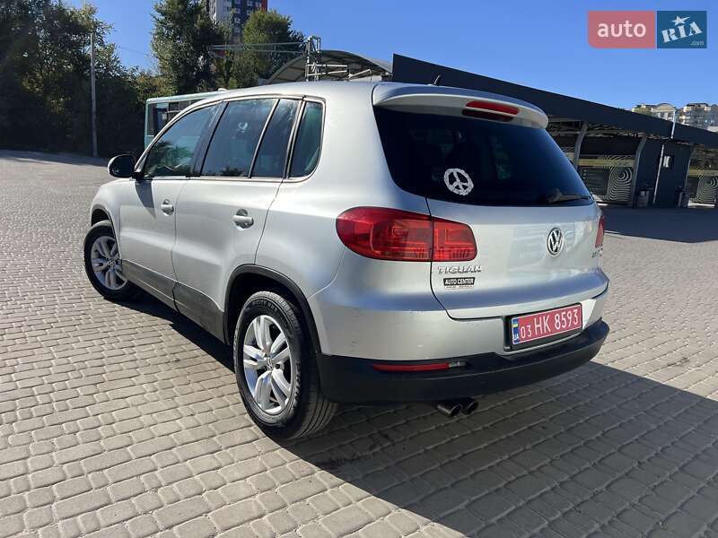 Внедорожник / Кроссовер Volkswagen Tiguan 2012 в Киеве