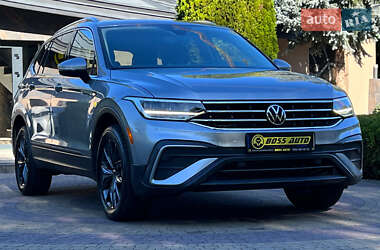 Позашляховик / Кросовер Volkswagen Tiguan 2022 в Львові