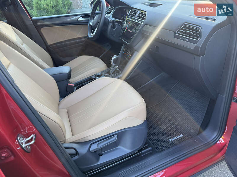 Внедорожник / Кроссовер Volkswagen Tiguan 2024 в Киеве