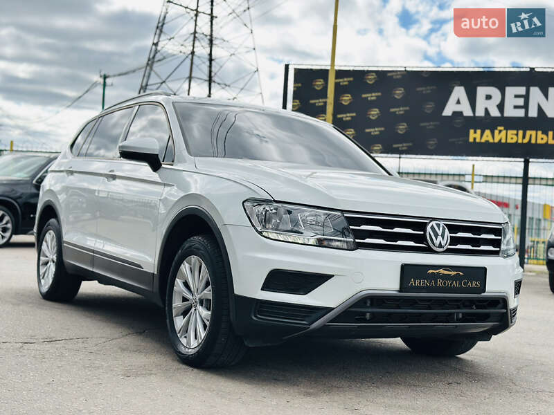 Внедорожник / Кроссовер Volkswagen Tiguan 2018 в Харькове фото 9 Внедорожник / Кроссовер Volkswagen Tiguan 2018 в Харькове
