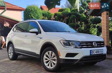 Позашляховик / Кросовер Volkswagen Tiguan 2017 в Новому Розділі
