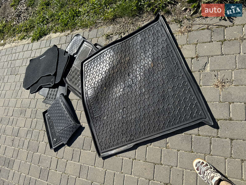 Внедорожник / Кроссовер Volkswagen Tiguan 2020 в Ивано-Франковске