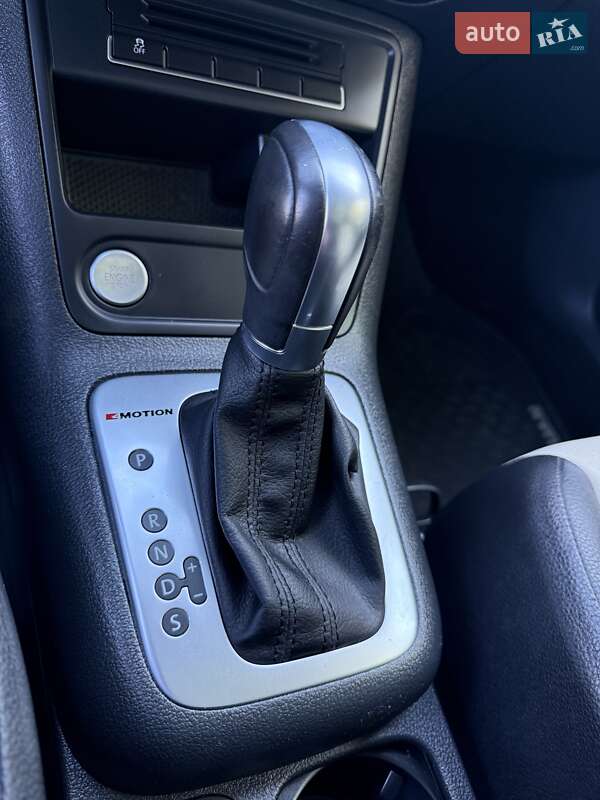 Внедорожник / Кроссовер Volkswagen Tiguan 2017 в Хмельнике фото 27 Внедорожник / Кроссовер Volkswagen Tiguan 2017 в Хмельнике