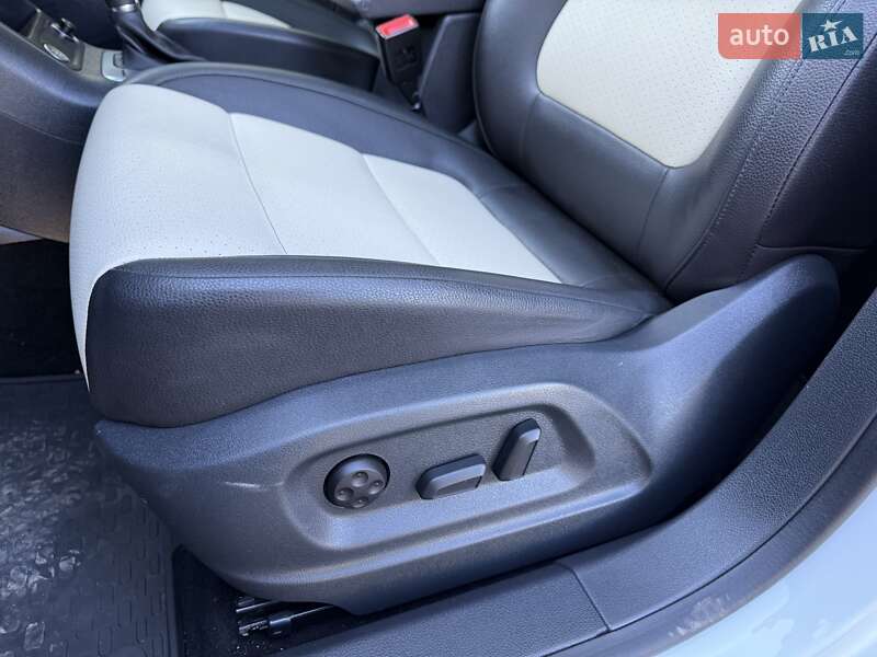 Внедорожник / Кроссовер Volkswagen Tiguan 2017 в Хмельнике фото 31 Внедорожник / Кроссовер Volkswagen Tiguan 2017 в Хмельнике