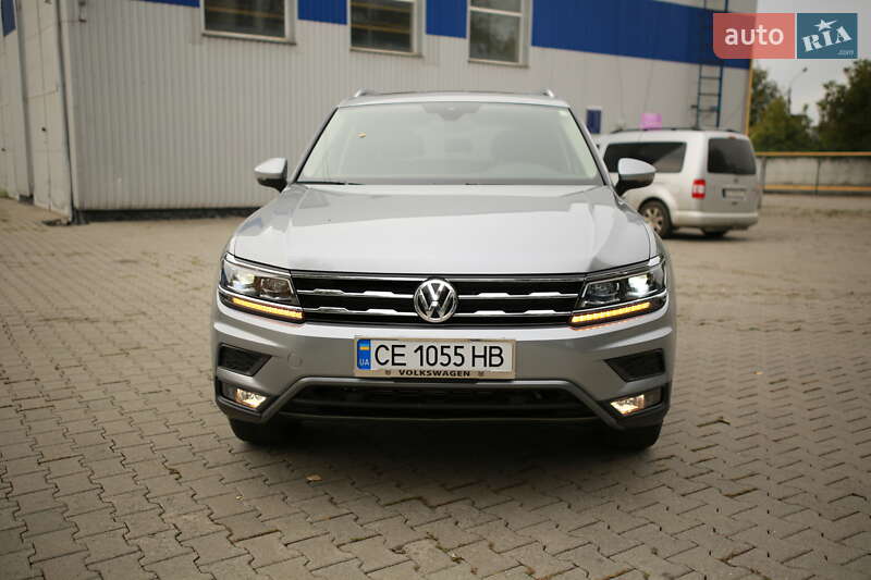 Внедорожник / Кроссовер Volkswagen Tiguan 2019 в Черновцах
