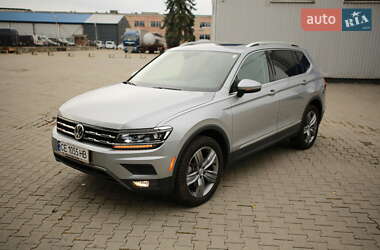 Позашляховик / Кросовер Volkswagen Tiguan 2019 в Чернівцях