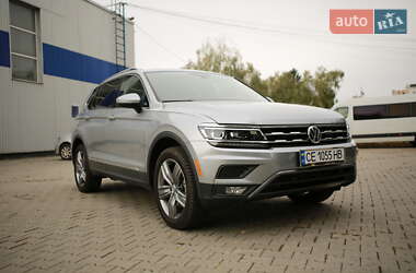 Внедорожник / Кроссовер Volkswagen Tiguan 2019 в 