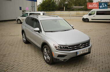 Внедорожник / Кроссовер Volkswagen Tiguan 2019 в 