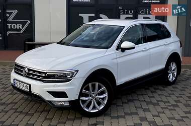 Позашляховик / Кросовер Volkswagen Tiguan 2017 в Мукачевому